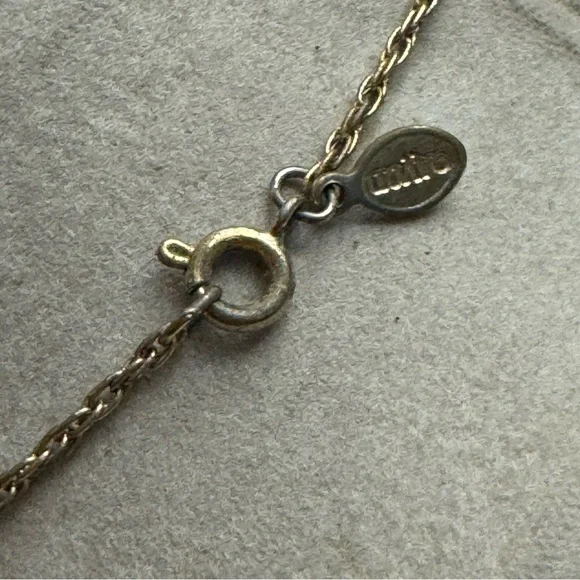 Vintage Avon Copper Pendant Necklace Dainty - Picture 5 of 7